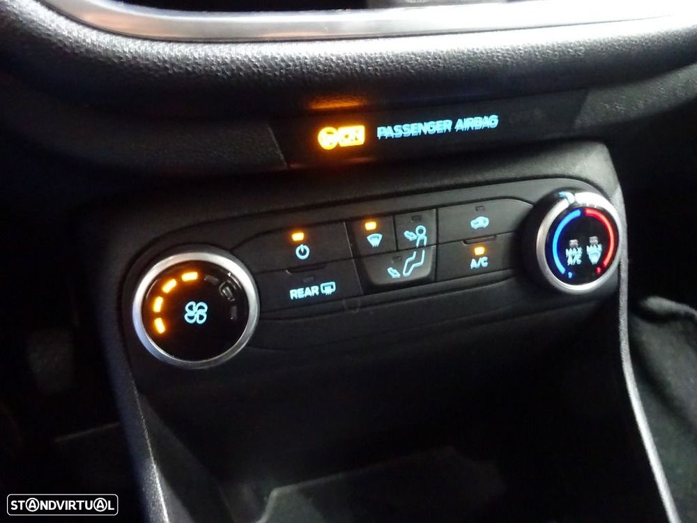 Ford Fiesta 1.1 Ti-VCT Business - 24