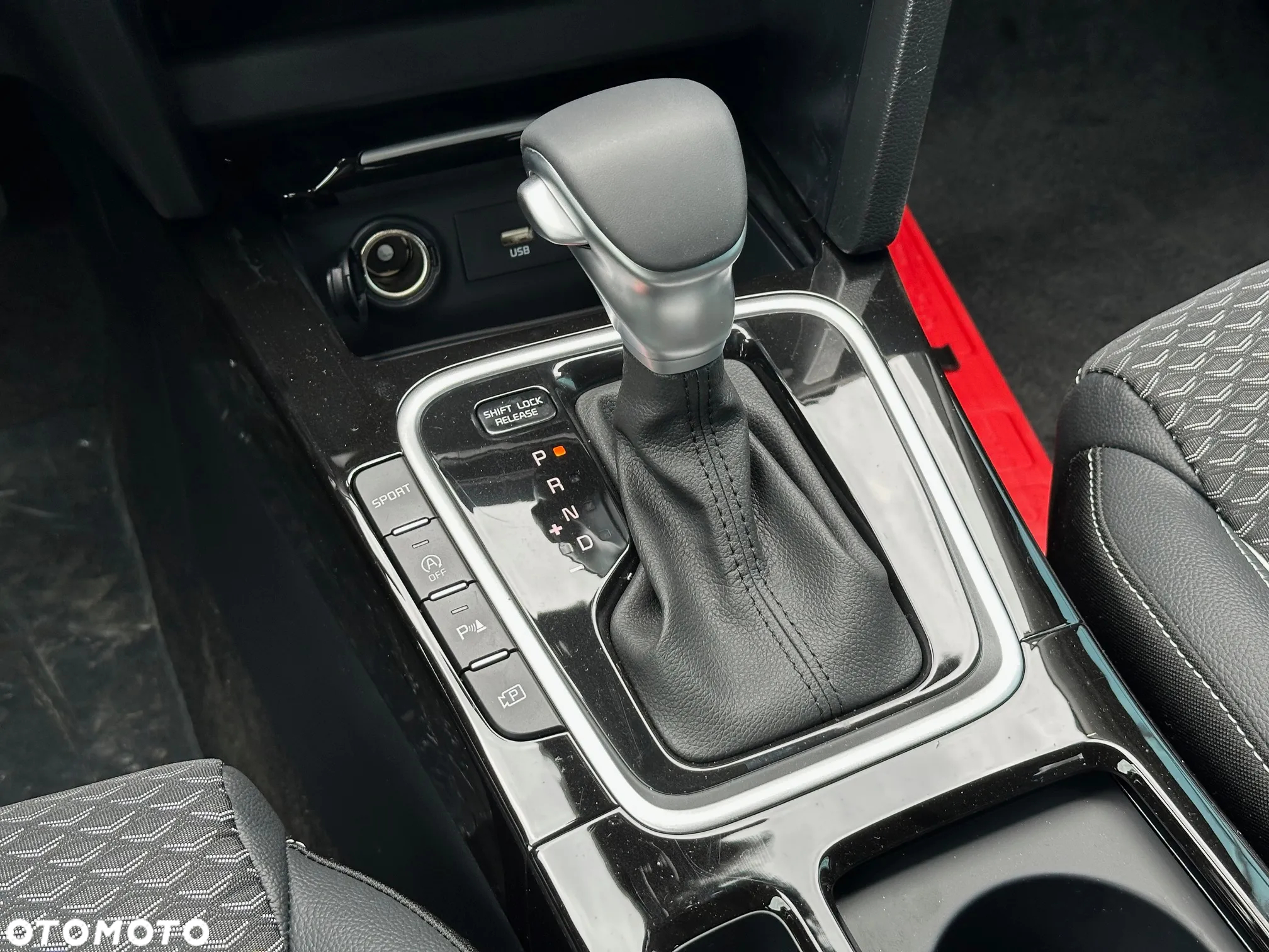 Kia Ceed 1.5 T-GDI Tribute DCT - 20