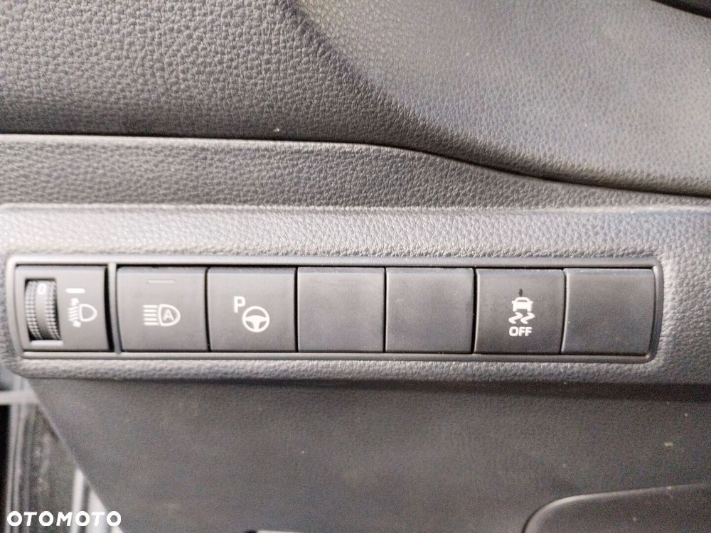 Toyota Corolla 1.8 Hybrid Comfort - 25