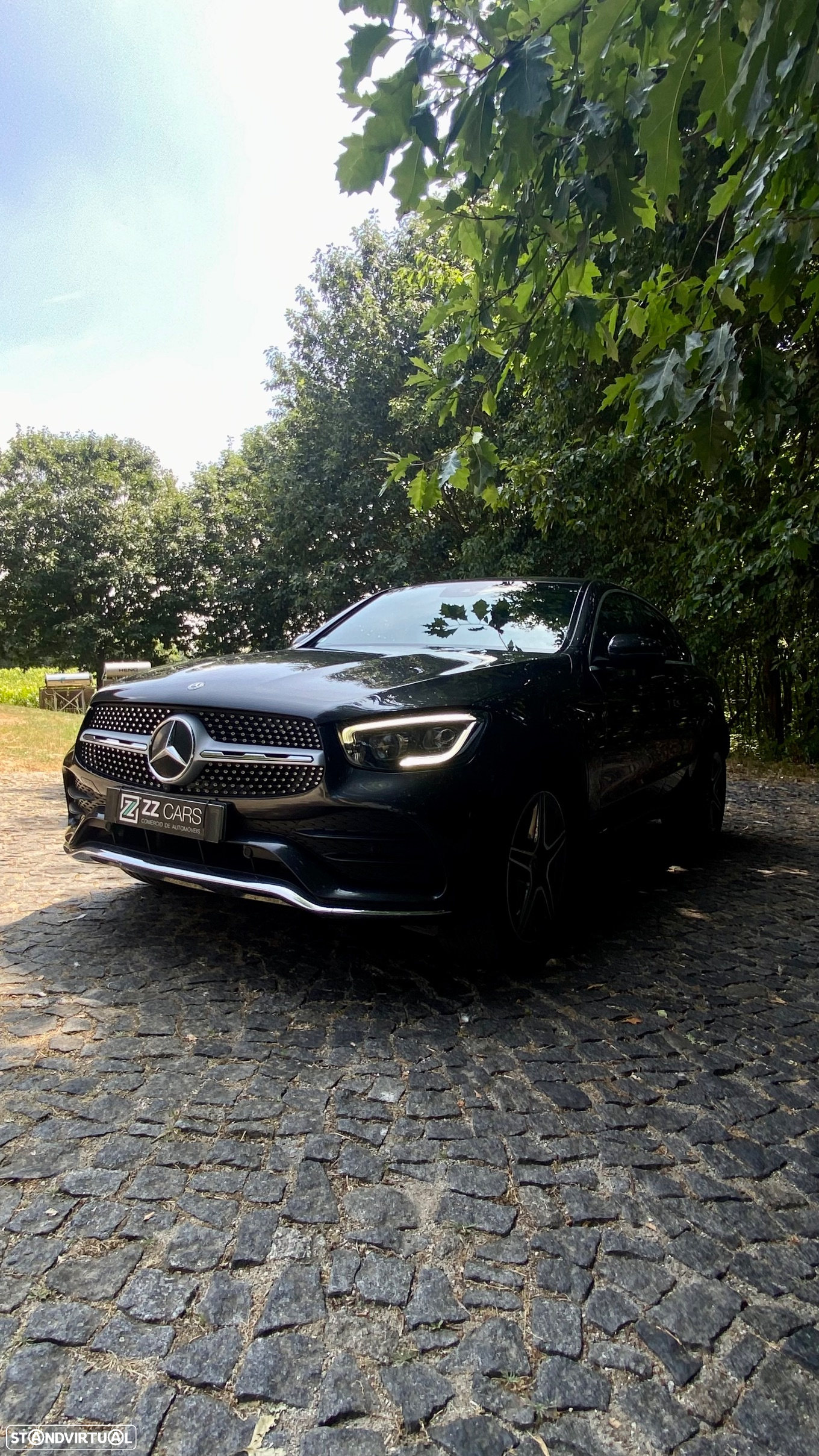 Mercedes-Benz GLC 200 Coupe d 4Matic 9G-TRONIC AMG Line Advanced - 9