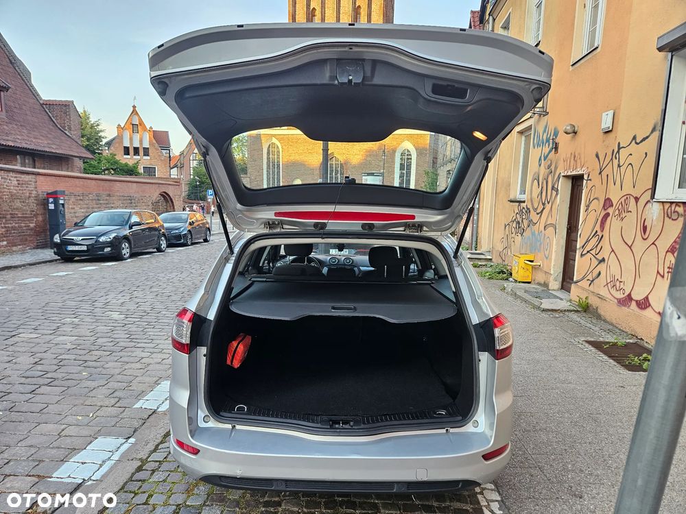 Ford Mondeo 2.0 TDCi Silver X Plus - 8