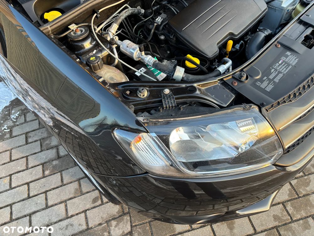 Dacia Logan 1.2 16V 75 Laureate - 31