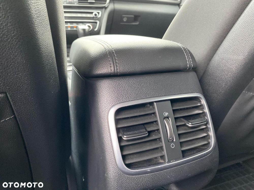 Kia Optima 1.7 CRDI M - 16