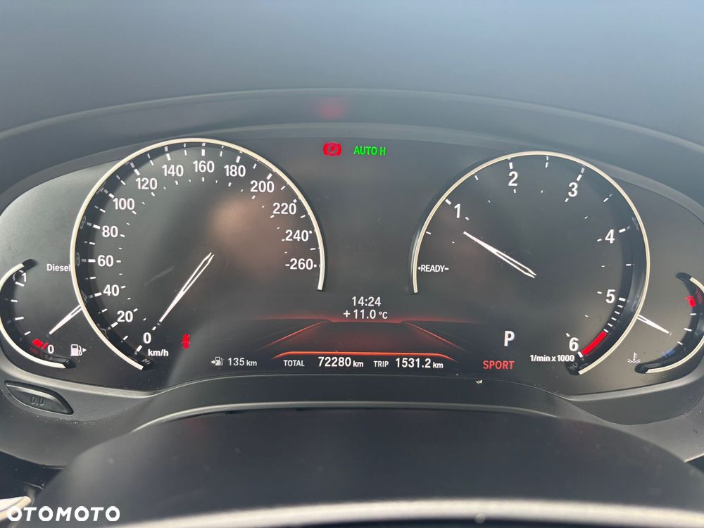 BMW Seria 5 520d Luxury Line - 14