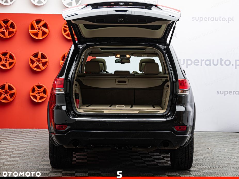 Jeep Grand Cherokee - 33