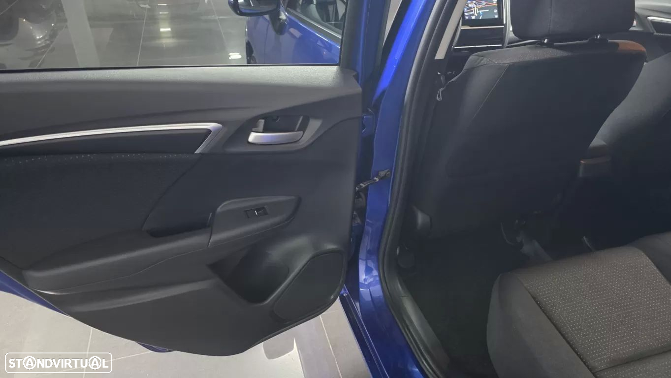 Honda Jazz 1.3 I-VTEC Eleg.+Con.Navi CVT - 23