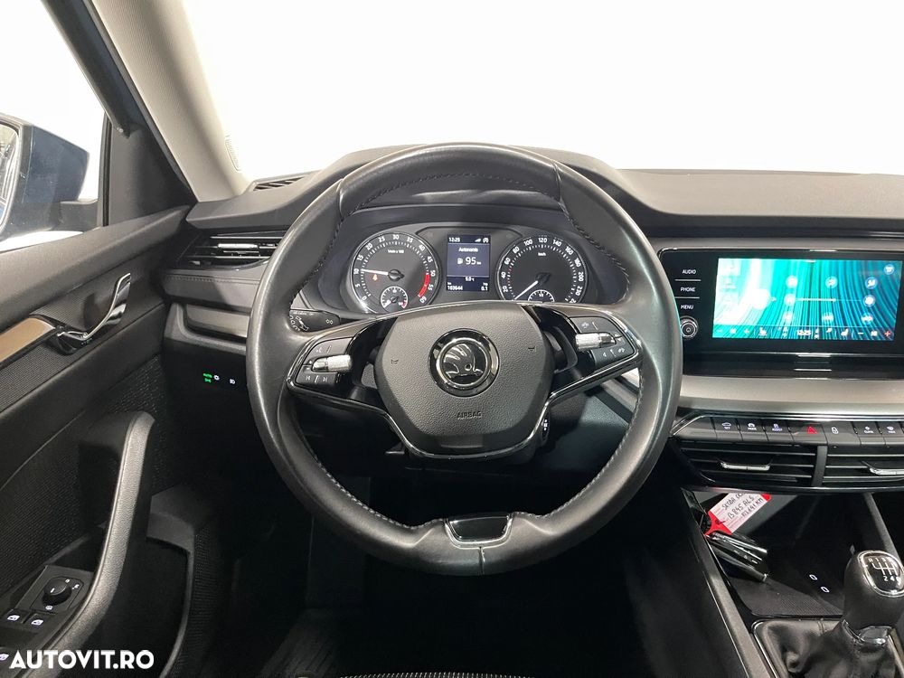 Skoda Octavia 2.0 TDI Ambition - 6