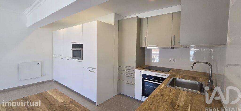 Apartamento T2 em Cadaval e Pêro Moniz de 95 m2 - Grande imagem: 5/20