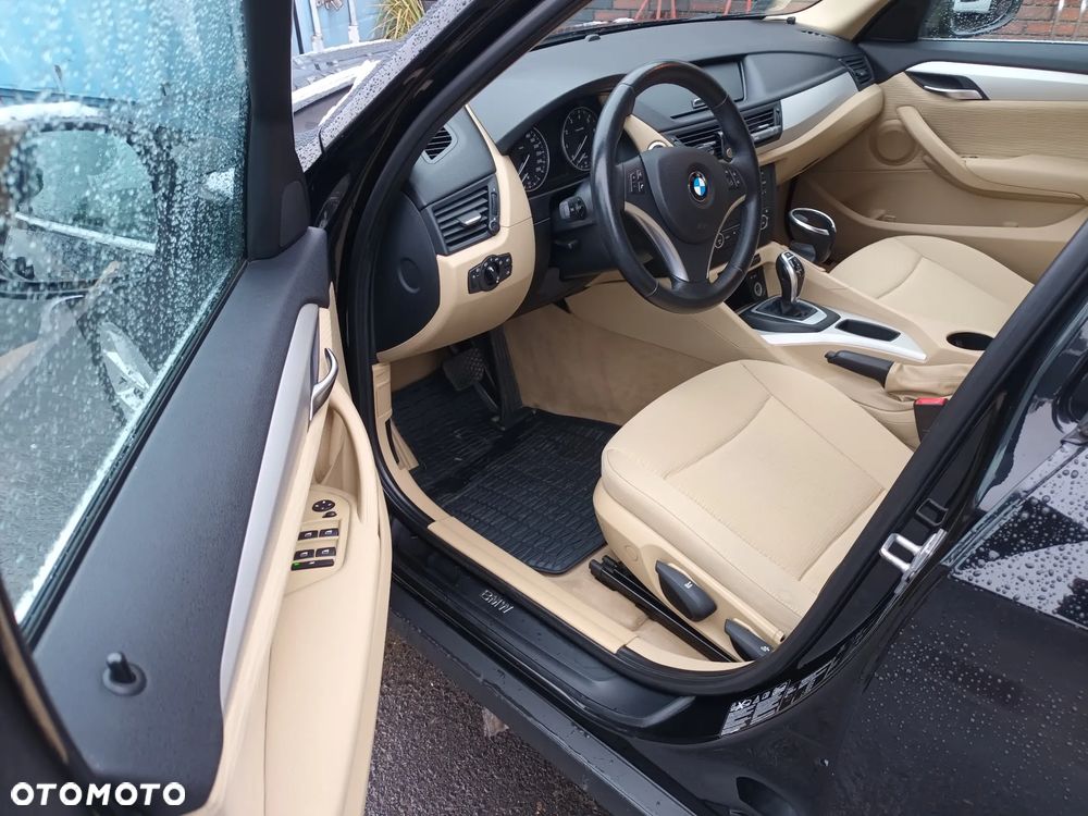 BMW X1 xDrive28i - 13