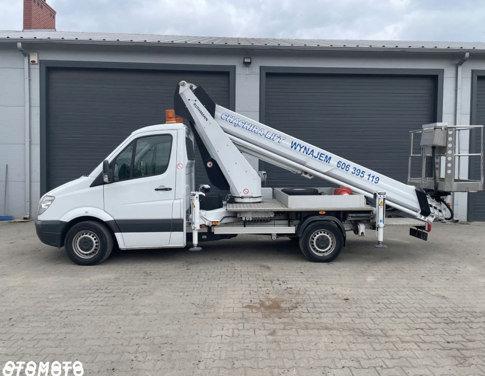 Mercedes-Benz Sprinter - 1