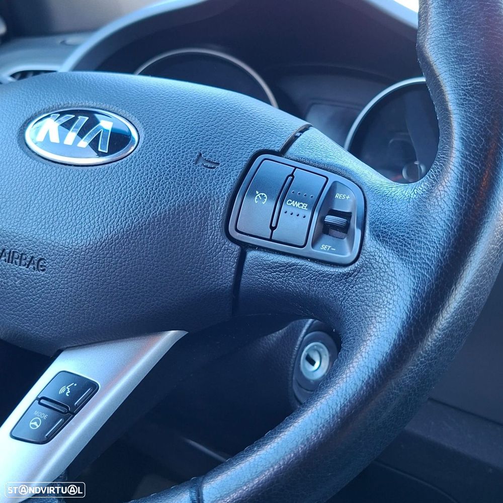 Kia Sportage 1.7 CRDi ISG TX Navi - 11
