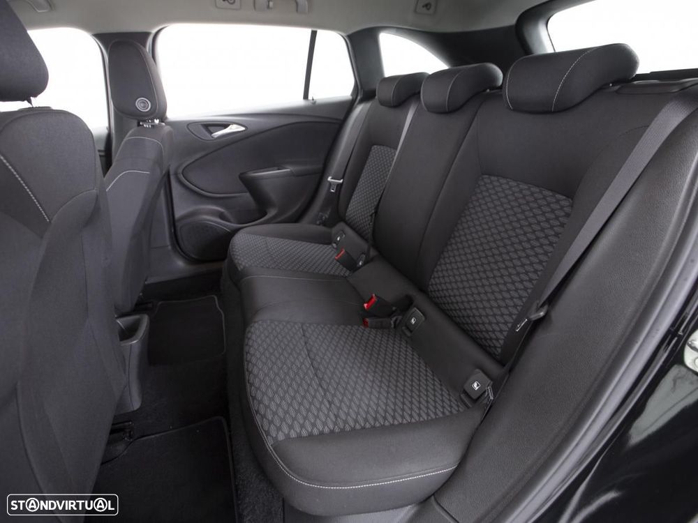 Opel Astra Sports Tourer 1.5 D Business Edition S/S - 11