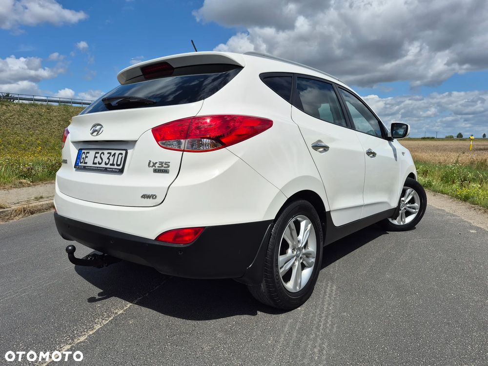 Hyundai ix35 2.0 CRDi 4WD Automatik Fifa World Cup Silver Edition - 4