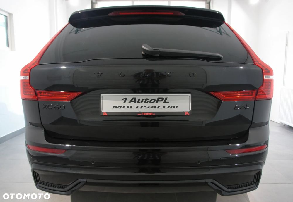 Volvo XC 60 B5 B AWD Ultimate Black Edition - 5