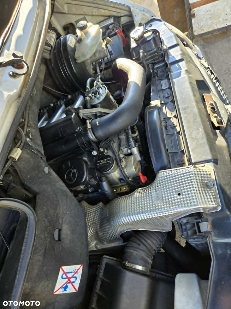 Mercedes-Benz Sprinter 413 - 19