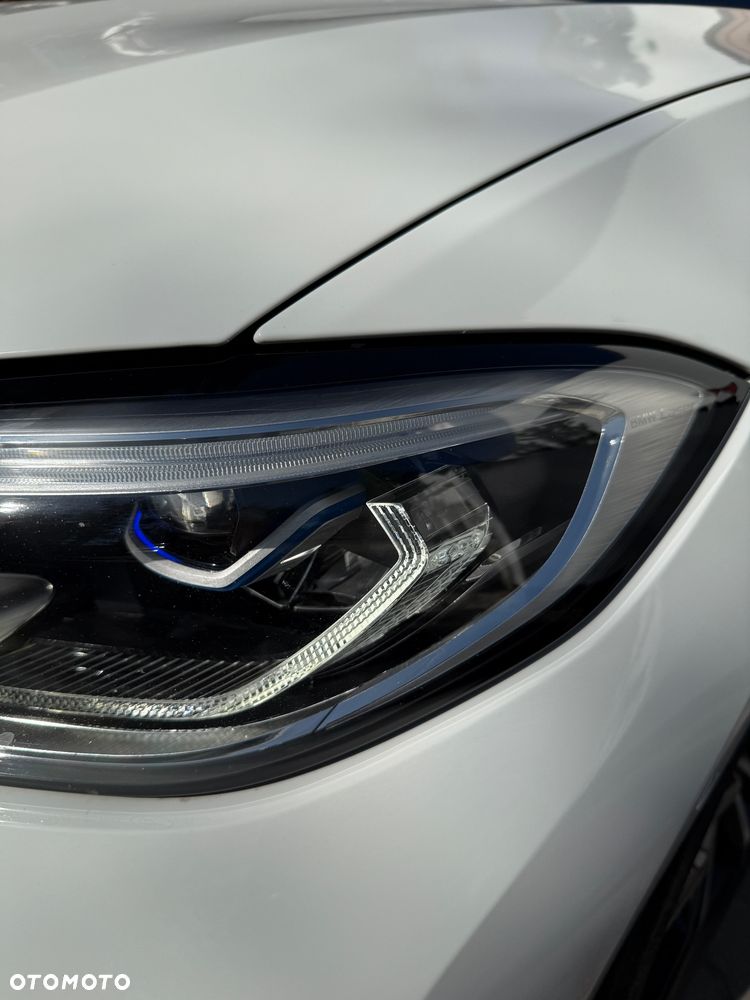 BMW Seria 3 320d xDrive M Sport - 13