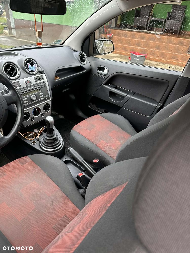 Ford Fiesta 1.25 Amber X - 6