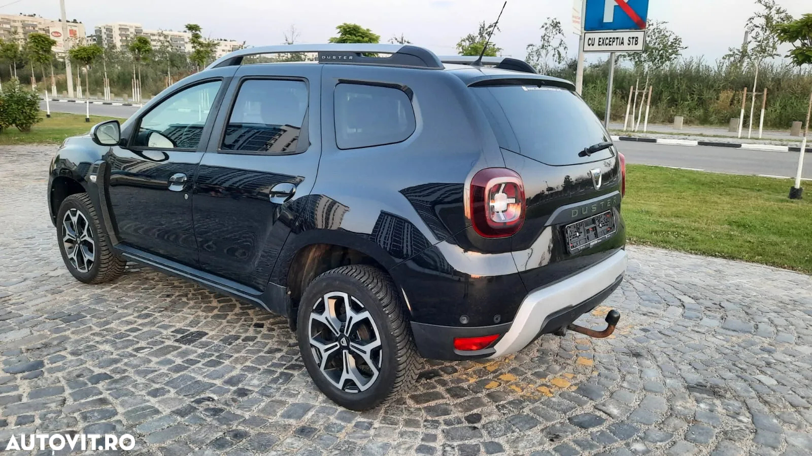 Dacia Duster Blue dCi 115 4WD Celebration - 3