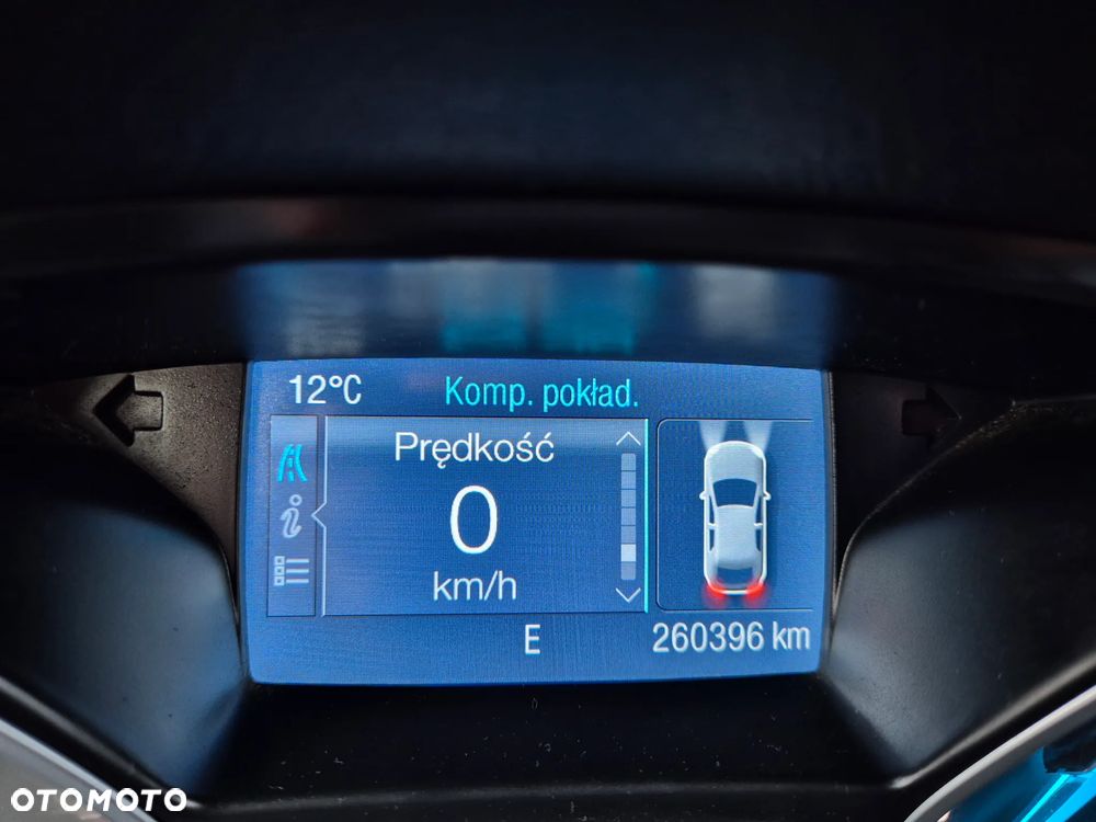 Ford Kuga 2.0 TDCi 4x4 Titanium - 24