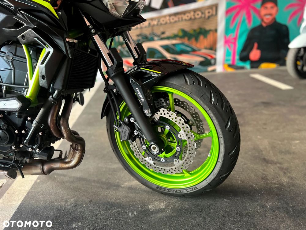 Kawasaki Z 650 - 5