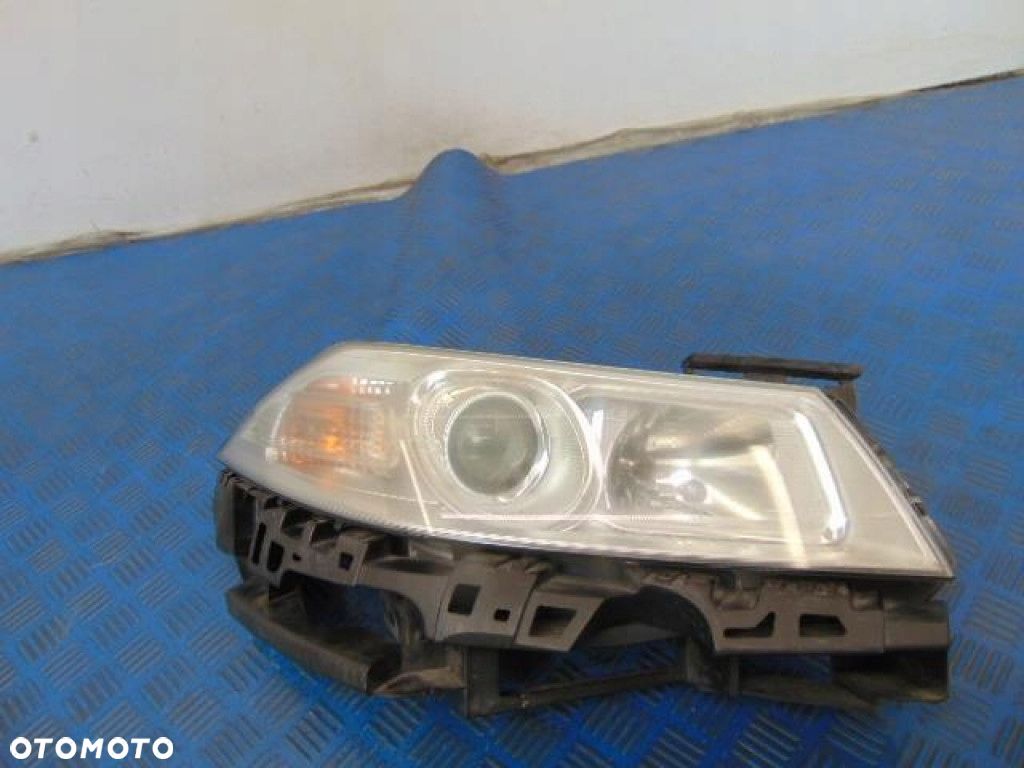 RENAULT MEGANE II LIFT KOMBI REFLEKTOR PRAWY DO POLEROWANIA. - 1