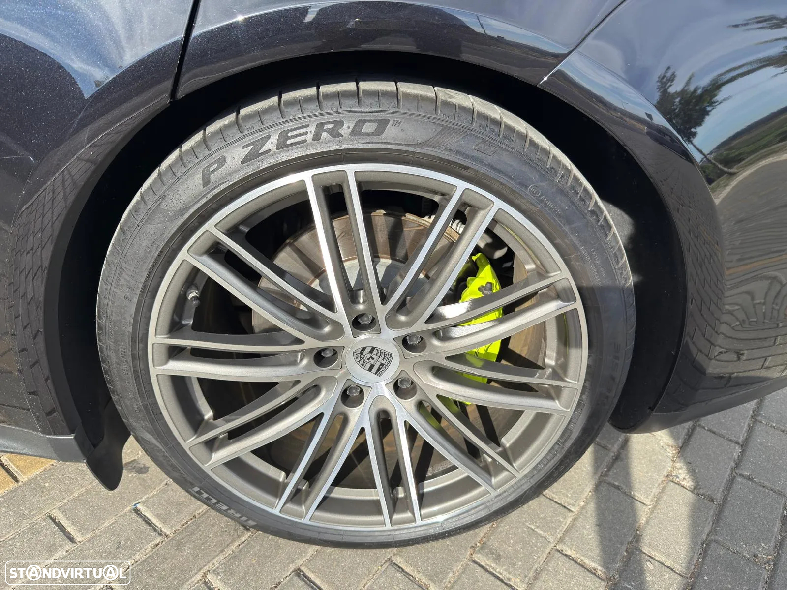 Porsche Panamera Sport Turismo 4 E-Hybrid - 13
