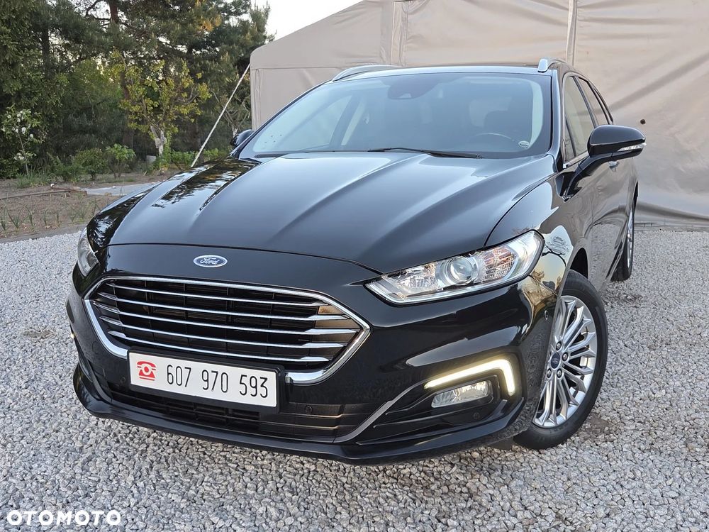 Ford Mondeo 2.0 Hybrid Titanium - 28