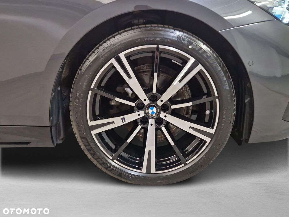 BMW Seria 5 520d mHEV M Sport - 10