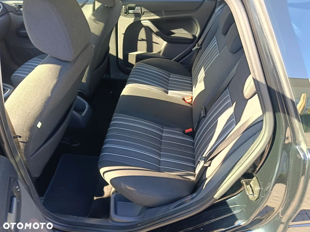 Ford Focus - 16