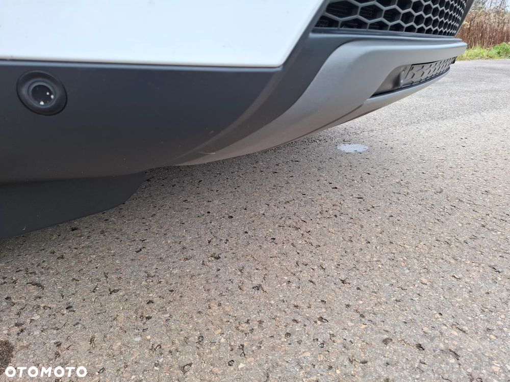 Land Rover Discovery Sport - 9