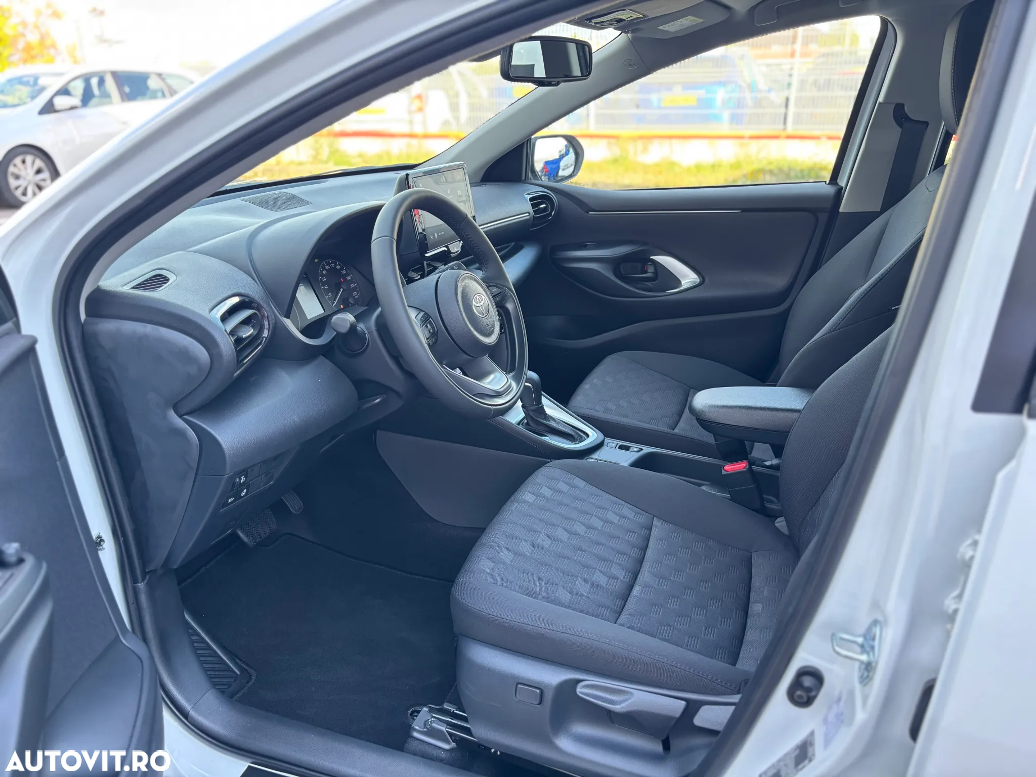 Toyota Yaris - 9