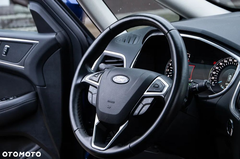 Ford S-Max 2.0 TDCi Titanium - 34