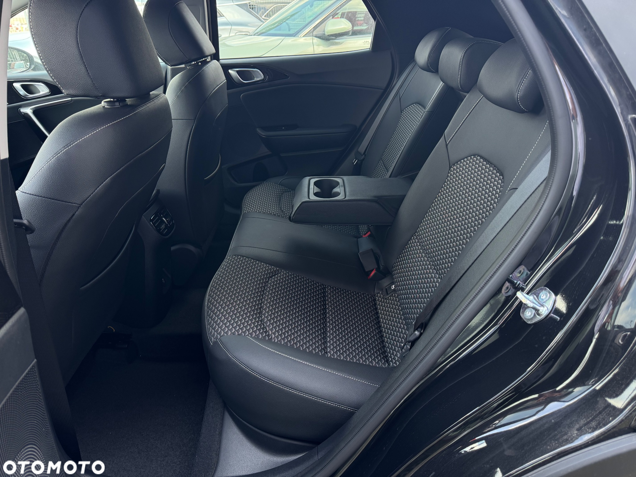 Kia XCeed 1.5 T-GDI L - 10