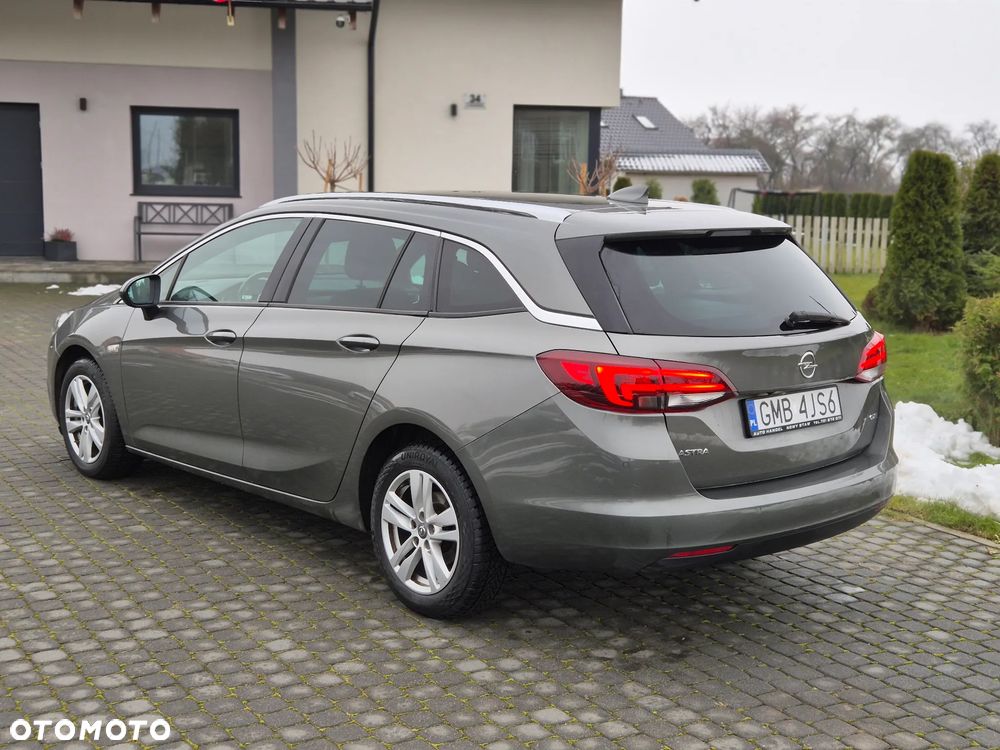 Opel Astra 1.6 D (CDTI) Start/Stop Innovation - 16