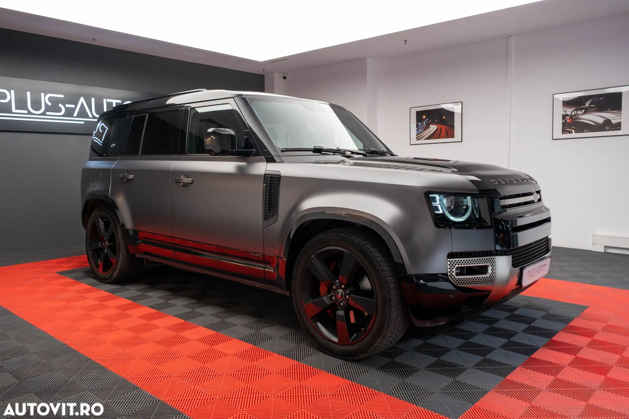 Land Rover Defender 110 3.0P 400 MHEV - 1