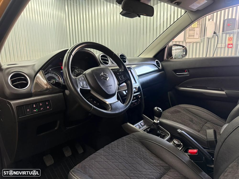 Suzuki Vitara 1.4T GLX 4WD Mild Hybrid - 21