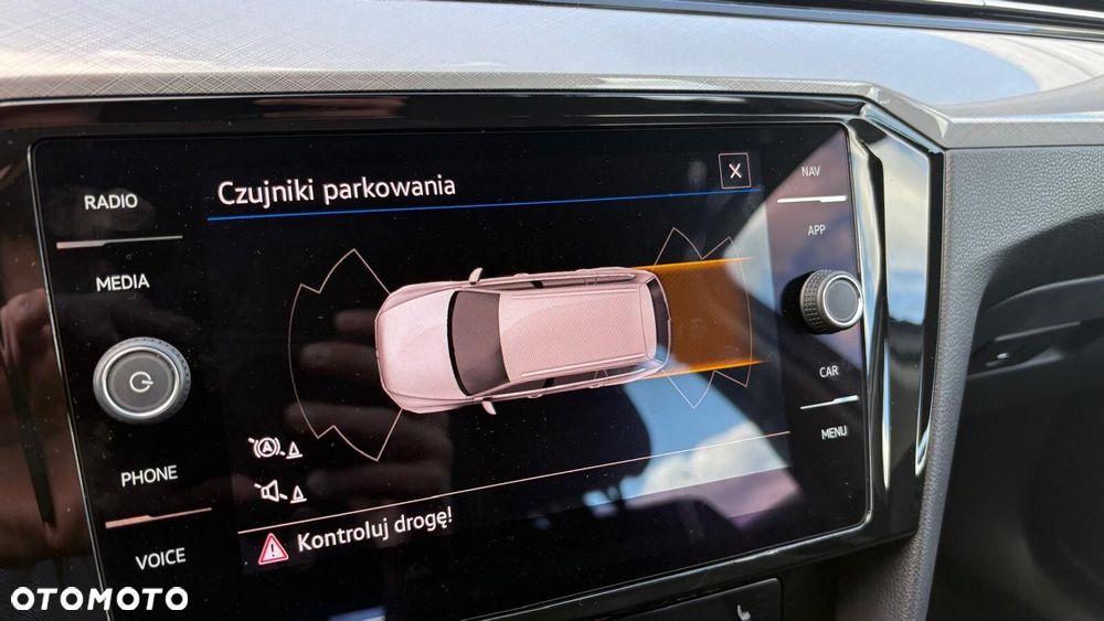 Volkswagen Passat Variant - 8