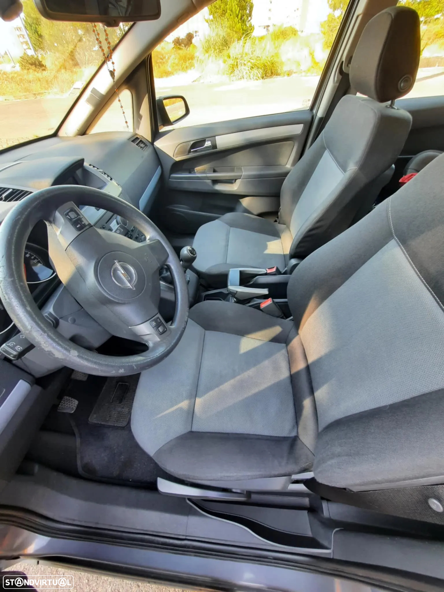 Opel Zafira 1.9 CDTi Enjoy - 4