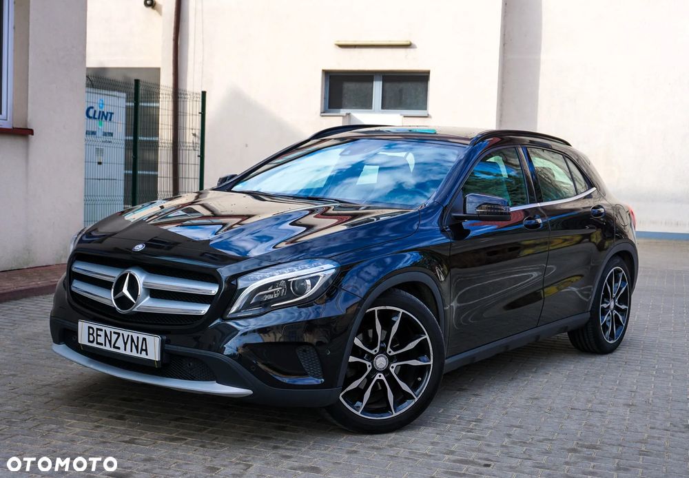 Mercedes-Benz GLA 200 Activity Edition - 11