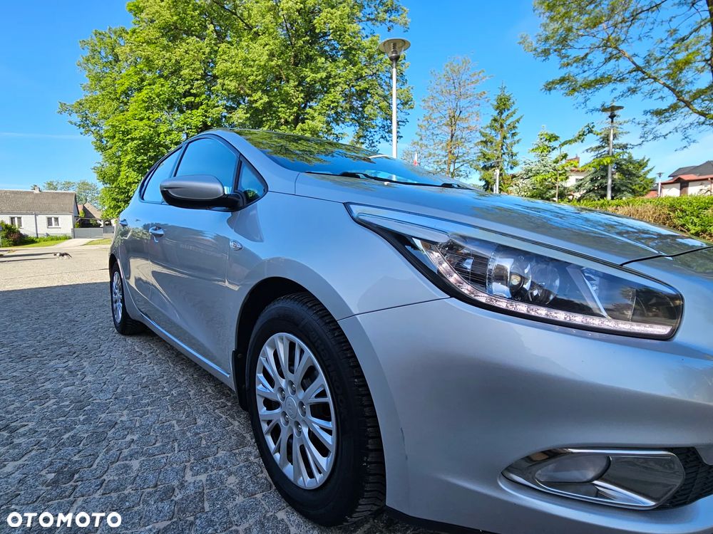 Kia Ceed 1.4 Business Line - 4