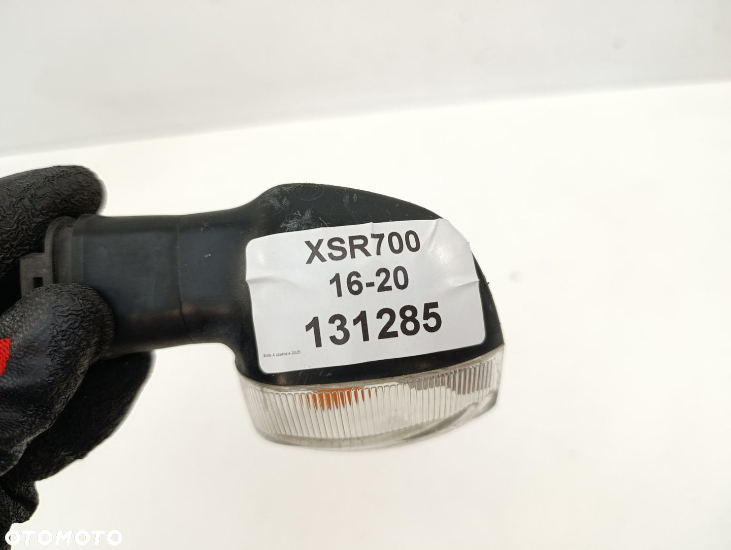 YAMAHA XSR 700 16-20 KIERUNKOWSKAZ PRZÓD LEWY / TYŁ PRAWY - 7