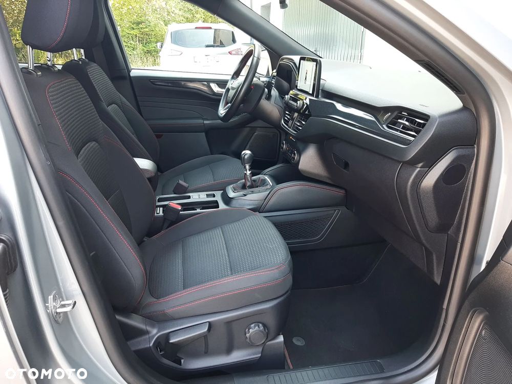 Ford Kuga 1.5 EcoBoost FWD ST-Line - 22