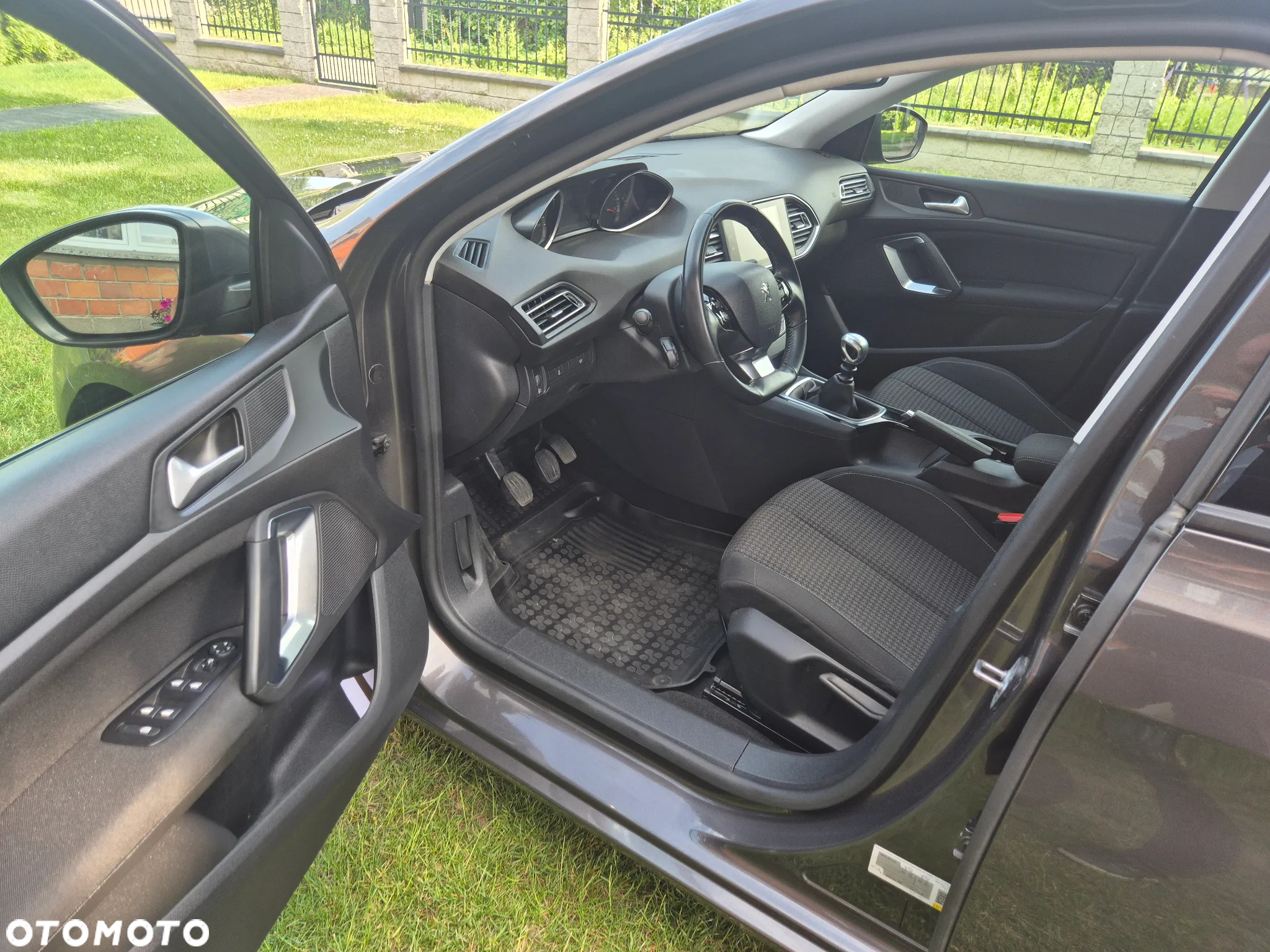 Peugeot 308 SW 1.5 BlueHDi Active S&S - 15