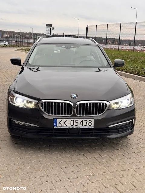 BMW Seria 5 520d Luxury Line - 4
