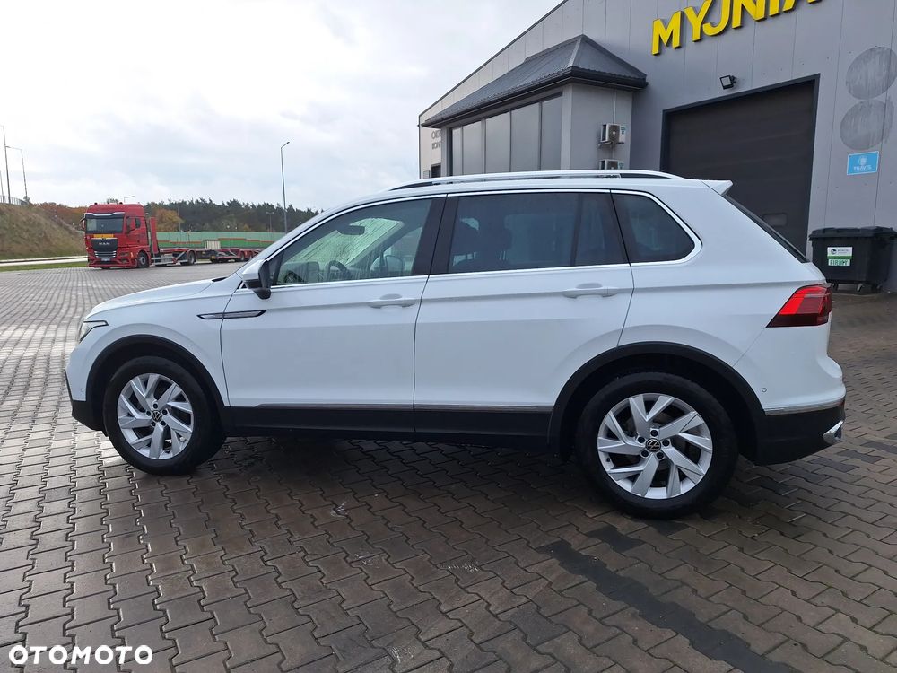 Volkswagen Tiguan - 12