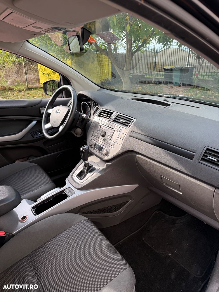 Ford Kuga - 11