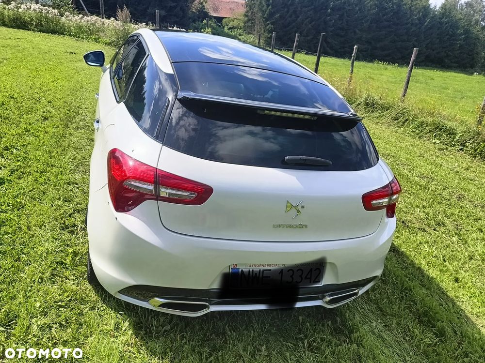 Citroën DS5 1.6 THP SportChic - 4