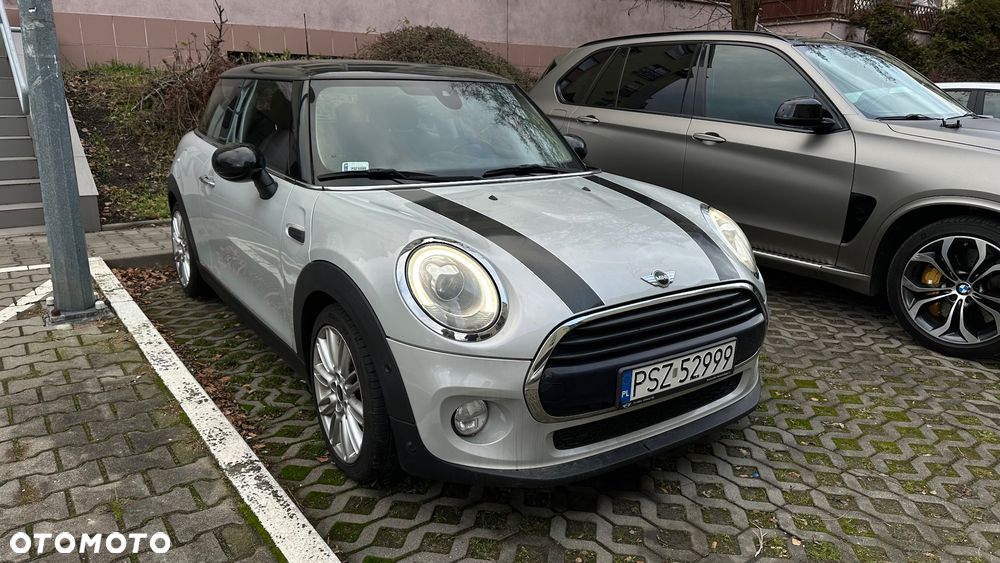 MINI Cooper Standard - 2