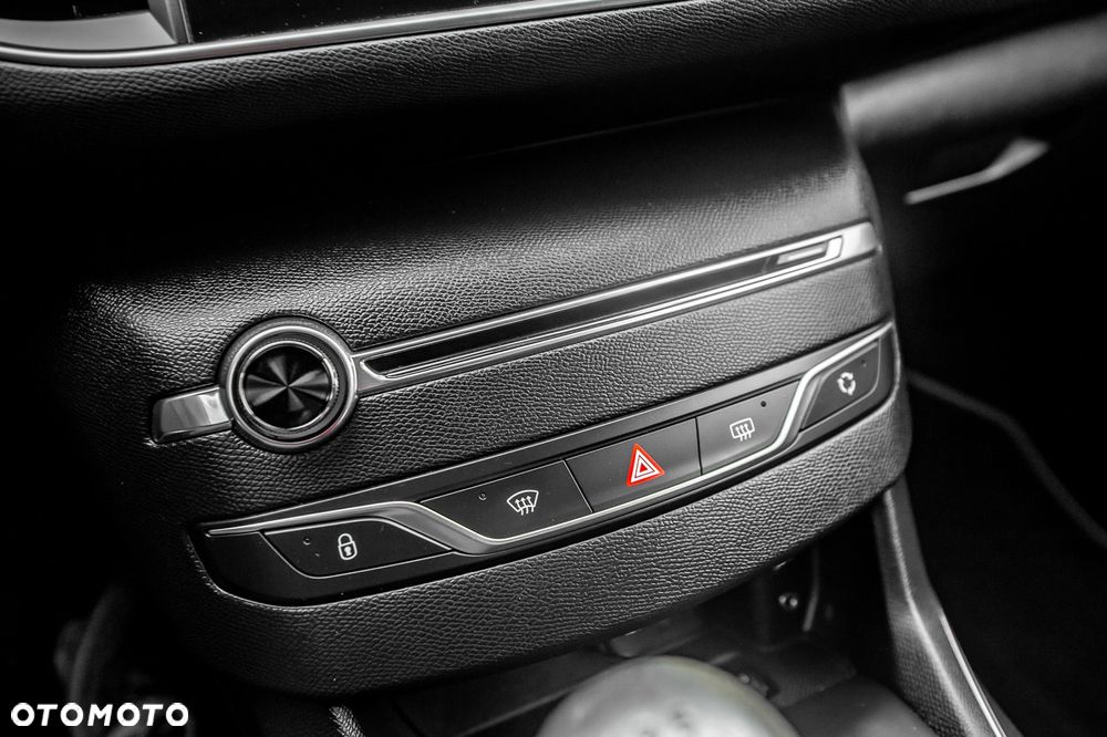 Peugeot 308 155 THP Premium - 19