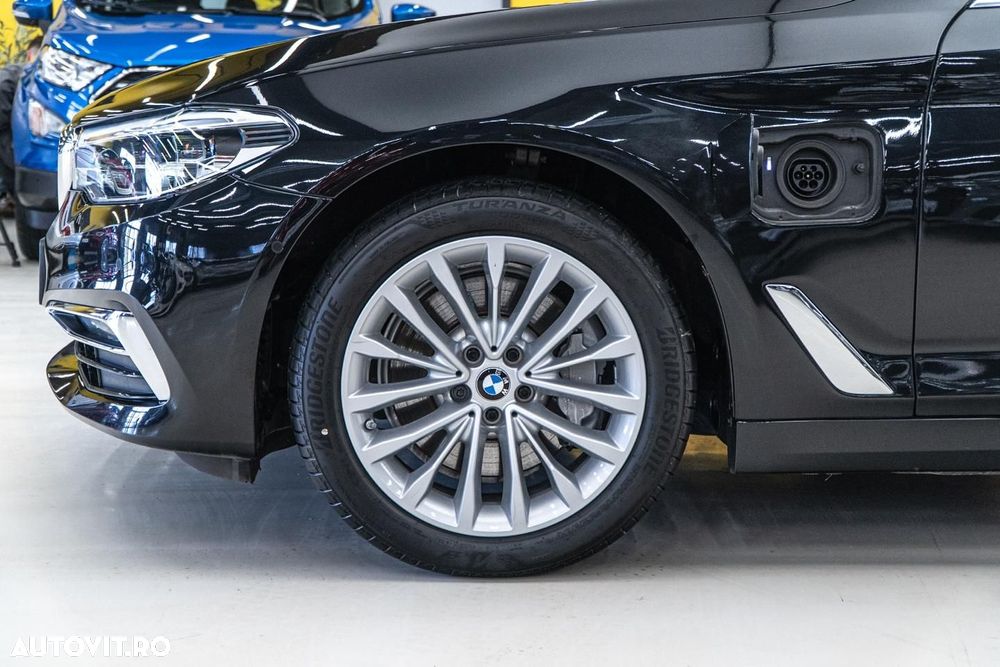BMW Seria 5 530e iPerformance Aut. Luxury Line - 37